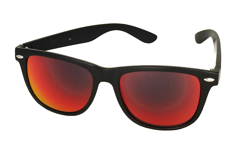Mattschwarze Wayfarer-Sonnenbrille